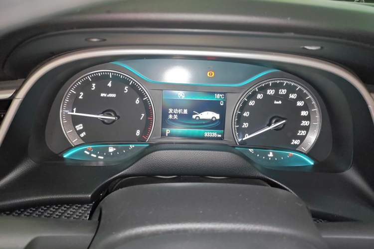 Used Buick GT 2015 15N Automatic Deluxe Edition Instrument Cluster
