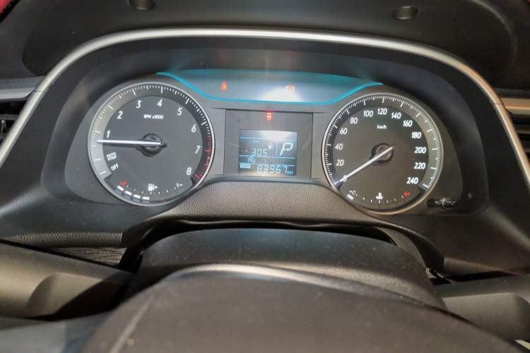 Used Buick GT 2015 15N Automatic Entry-Level Trim Instrument Cluster