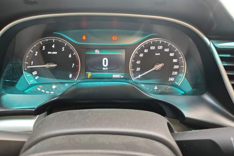 Used Buick GT 2015 15N Automatic Elite Version Instrument Cluster