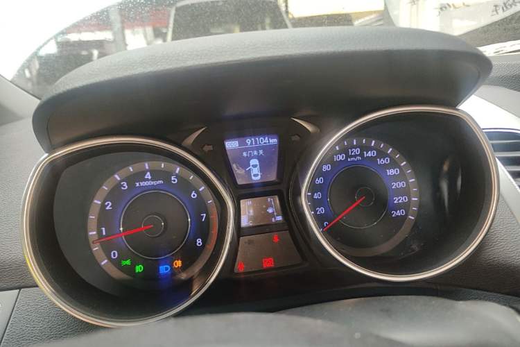 Used Buick GT 2015 15N Automatic Deluxe Edition Instrument Cluster