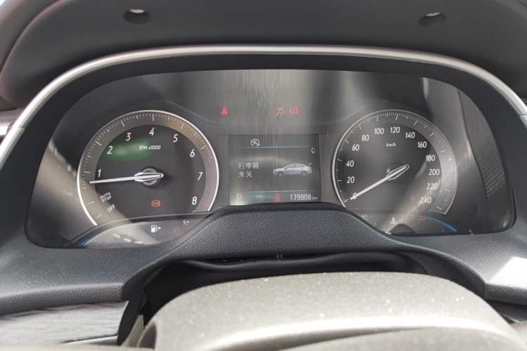 Used Buick GT 2015 15N Automatic Elite Version Instrument Cluster