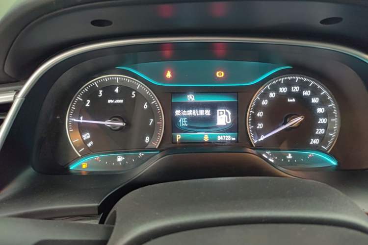 Used Buick GT 2015 15N Automatic Elite Version Instrument Cluster