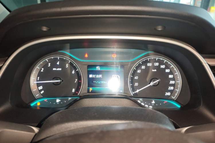 Used Buick GT 2015 15N Automatic Elite Version Instrument Cluster