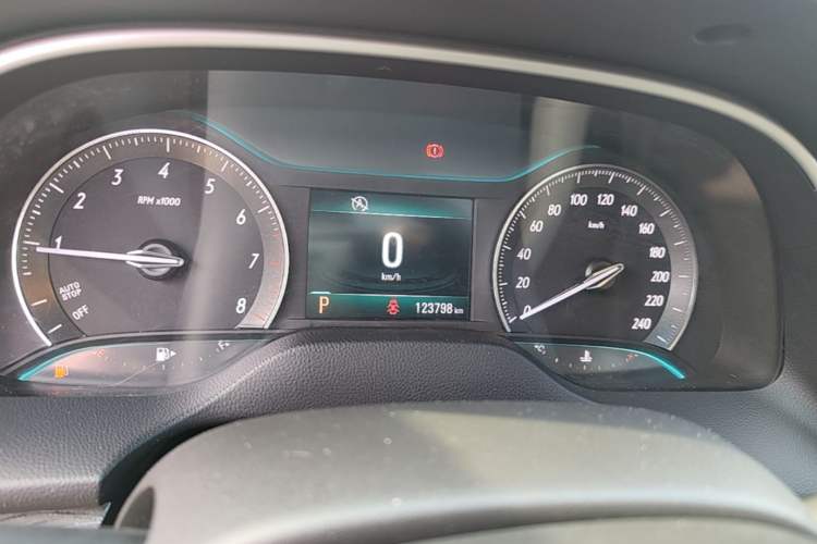 Used Buick GT 2015 15N Automatic Elite Version Instrument Cluster
