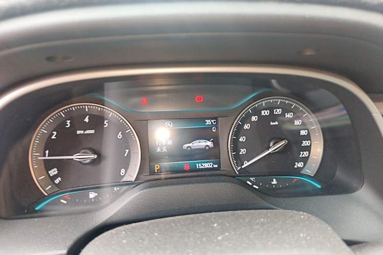 Used Buick GT 2015 15N Automatic Deluxe Edition Instrument Cluster