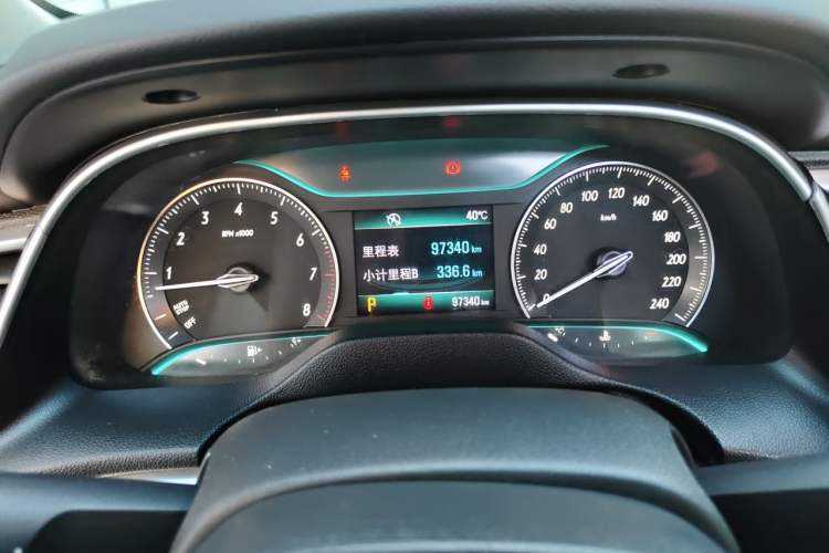 Used Buick GT 2015 15N Automatic Deluxe Edition Instrument Cluster