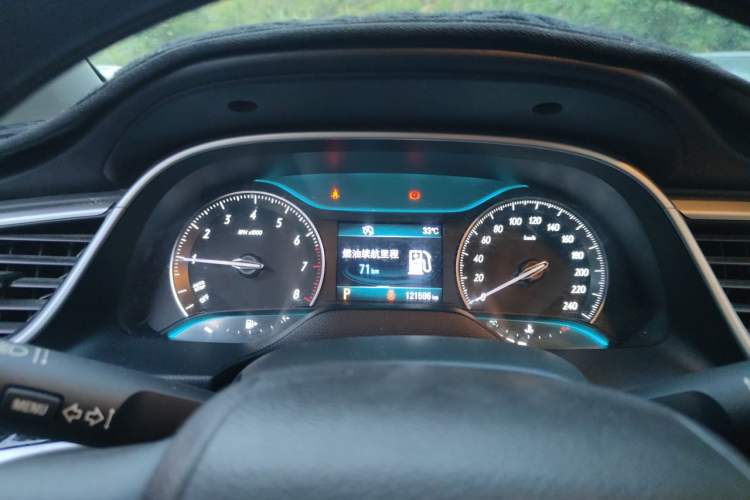 Used Buick GT 2015 18T Dual-Clutch Luxury Model Instrument Cluster