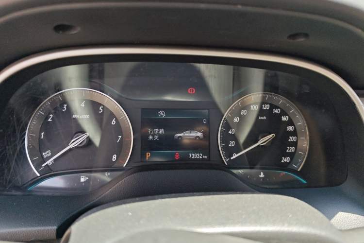Used Buick GT 2015 15N Automatic Elite Version Instrument Cluster