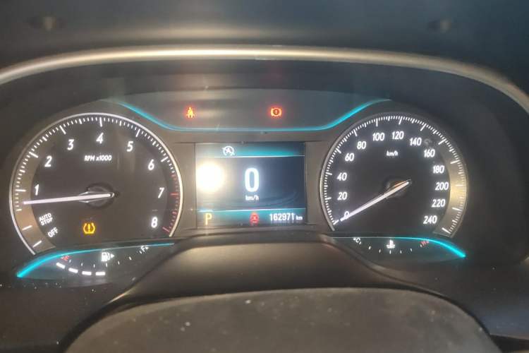 Used Buick GT 2015 15N Automatic Elite Version Instrument Cluster