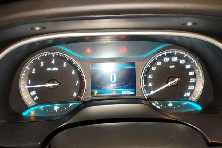Used Buick GT 2015 15N Automatic Elite Version Instrument Cluster