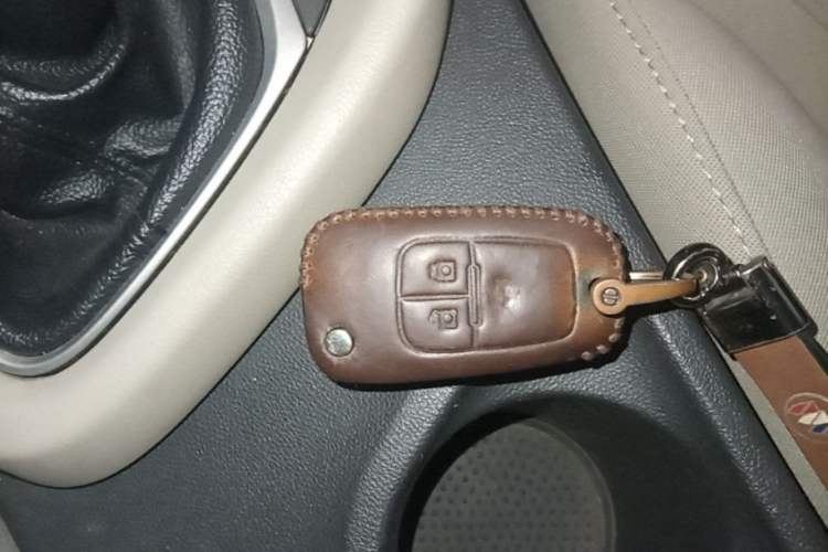 Used Buick GT 2015 15N Manual Entry-Level Trim Interior 1