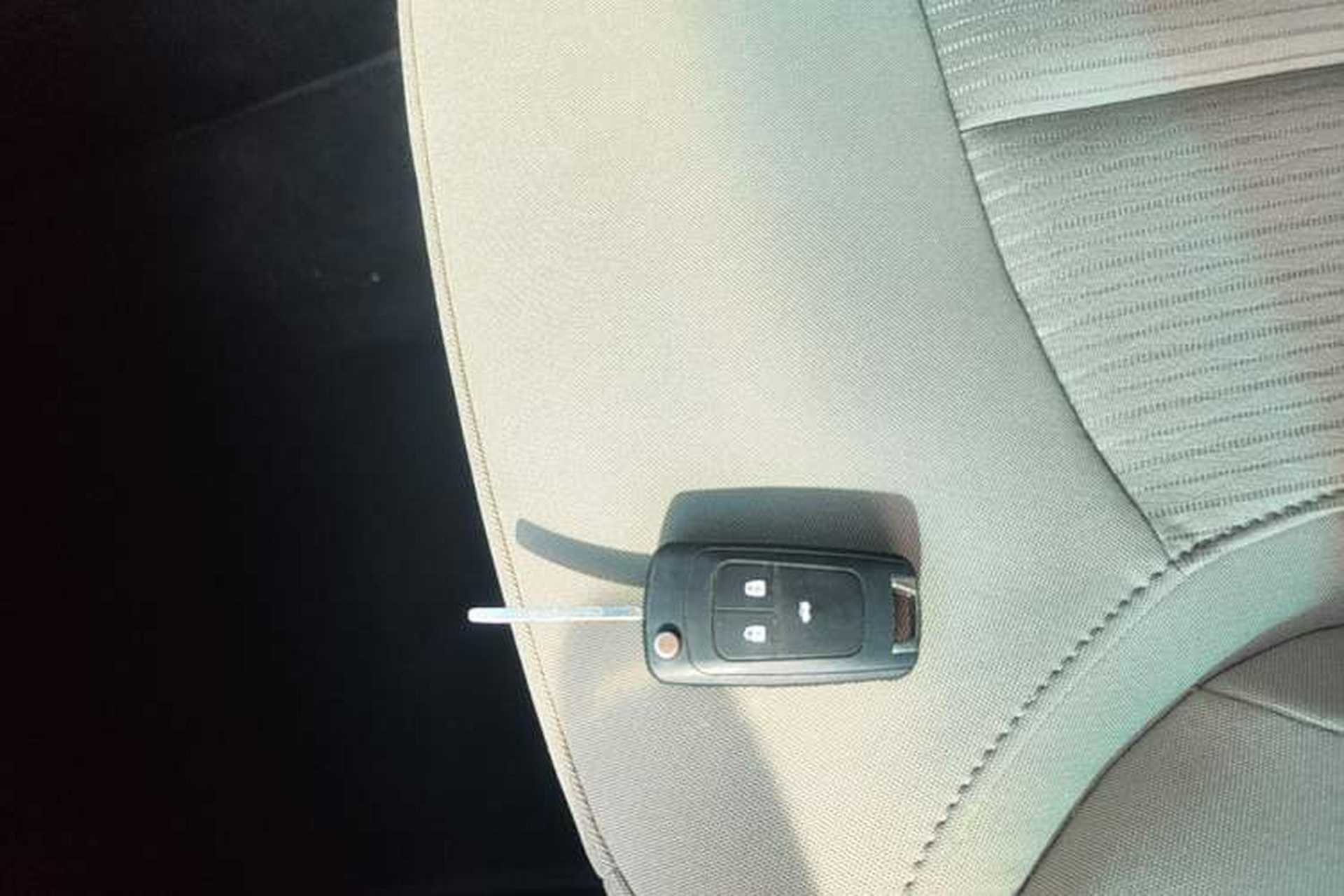 Used Buick GT 2015 15N Automatic Elite Version Interior 1