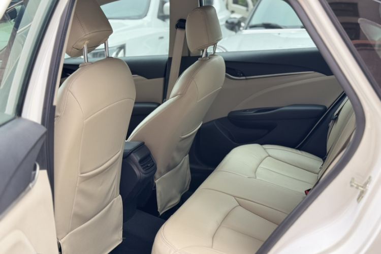 Used Buick GT 2015 15N Automatic Entry-Level Trim Interior 1