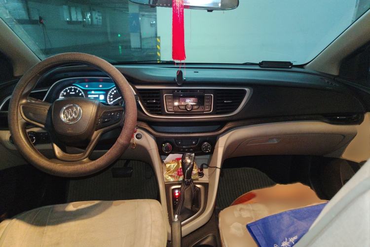 Used Buick GT 2015 15N Automatic Elite Version Interior 2