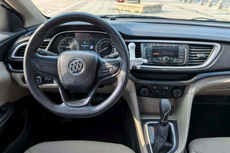 Used Buick GT 2015 15N Automatic Elite Version Interior 2