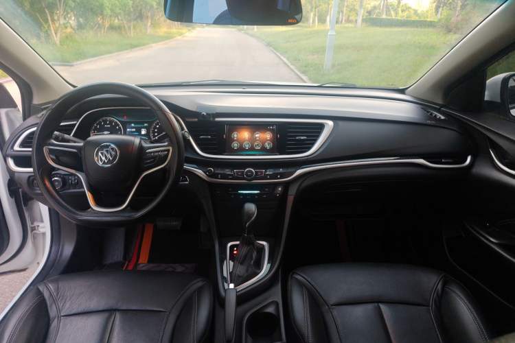 Used Buick GT 2015 15N Automatic Deluxe Edition Interior 3