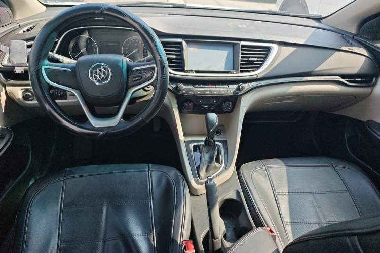 Used Buick GT 2015 15N Automatic Elite Version Interior 3