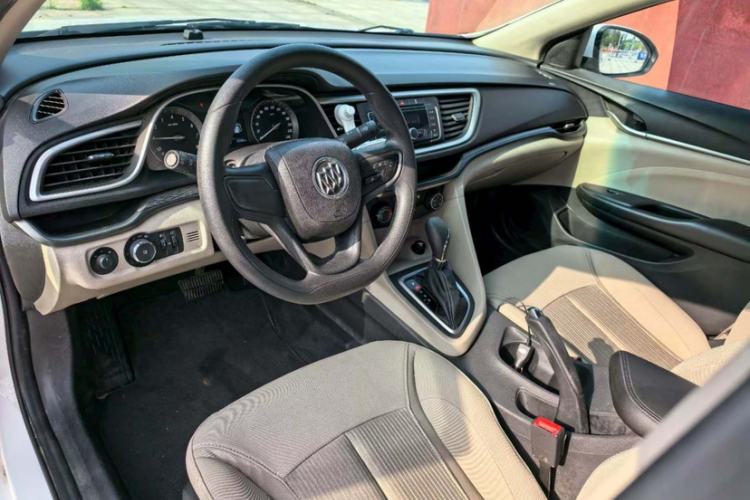 Used Buick GT 2015 15N Automatic Elite Version Interior 3