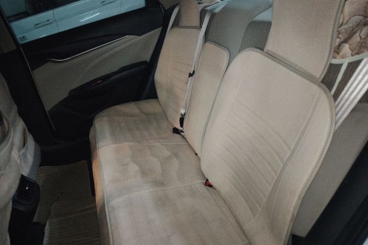 Used Buick GT 2015 15N Automatic Elite Version Interior 4