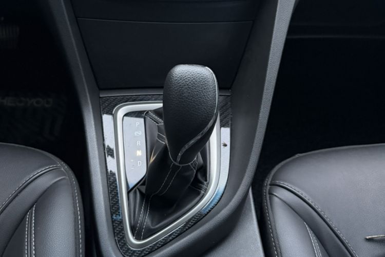 Used Buick GT 2015 15N Automatic Deluxe Edition Interior 4
