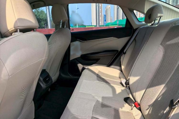 Used Buick GT 2015 15N Automatic Elite Version Interior 4