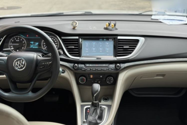 Used Buick GT 2015 15N Automatic Entry-Level Trim Interior 5