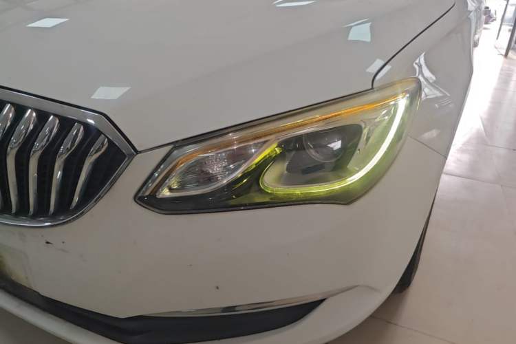 Used Buick GT 2015 15N Automatic Elite Version Left Front Headlight