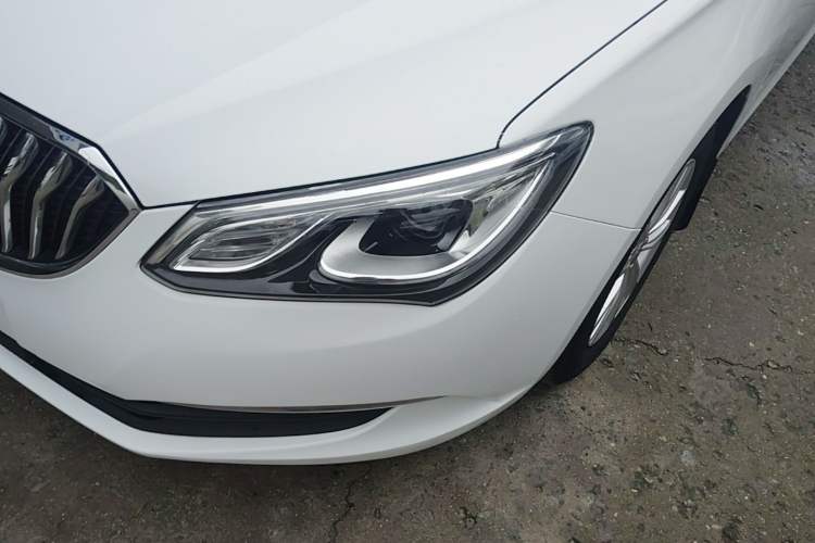 Used Buick GT 2015 15N Automatic Entry-Level Trim Left Front Headlight