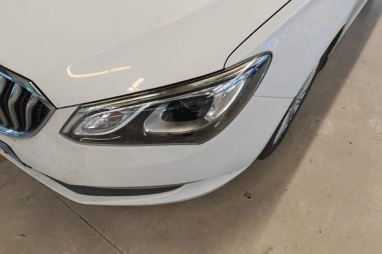 Used Buick GT 2015 15N Automatic Elite Version Left Front Headlight