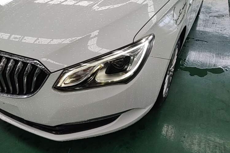Used Buick GT 2015 15N Automatic Elite Version Left Front Headlight
