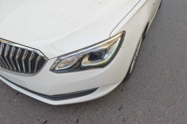 Used Buick GT 2015 15N Automatic Elite Version Left Front Headlight