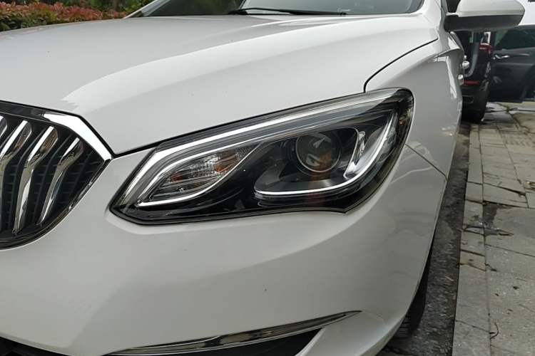 Used Buick GT 2015 15N Automatic Entry-Level Trim Left Front Headlight