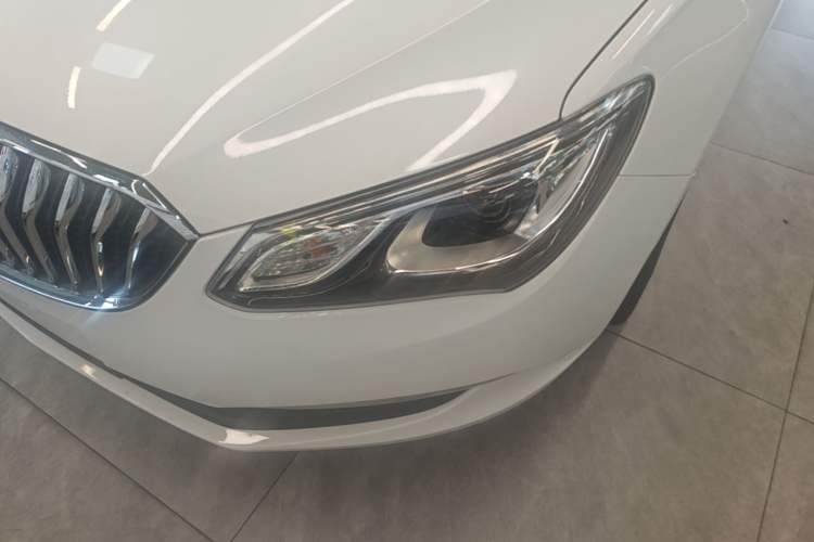Used Buick GT 2015 15N Manual Elite Edition Left Front Headlight