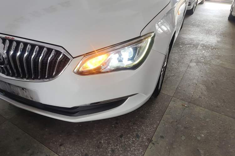Used Buick GT 2015 15N Automatic Elite Version Left Front Headlight