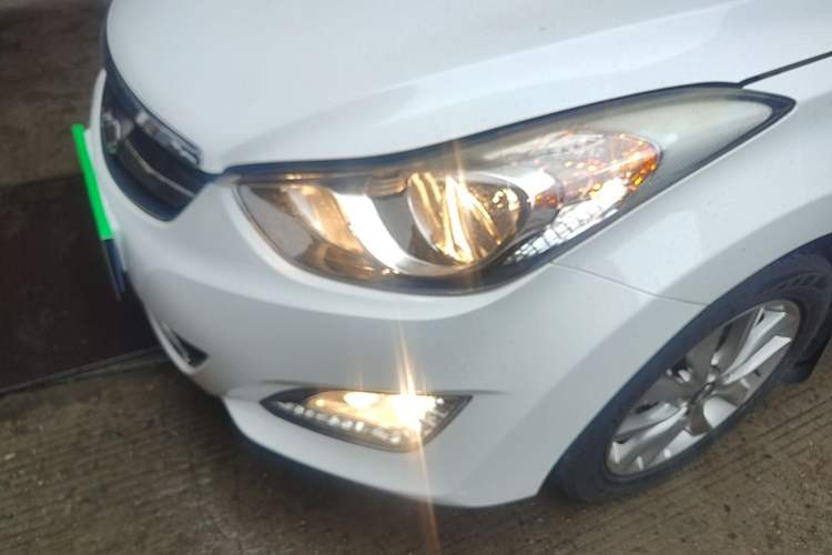 Used Buick GT 2015 15N Automatic Deluxe Edition Left Front Headlight