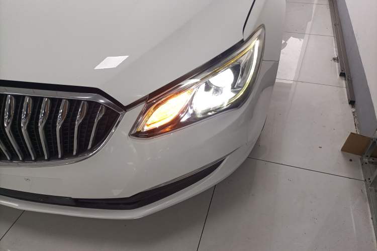 Used Buick GT 2015 15N Automatic Elite Version Left Front Headlight