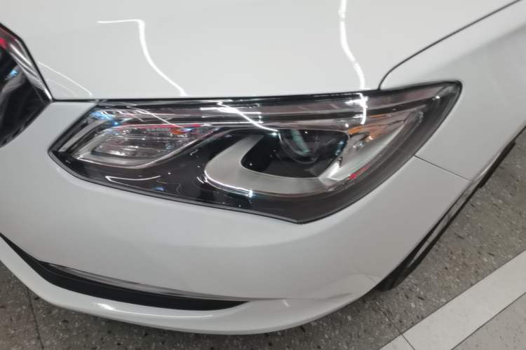 Used Buick GT 2015 15N Automatic Elite Version Left Front Headlight