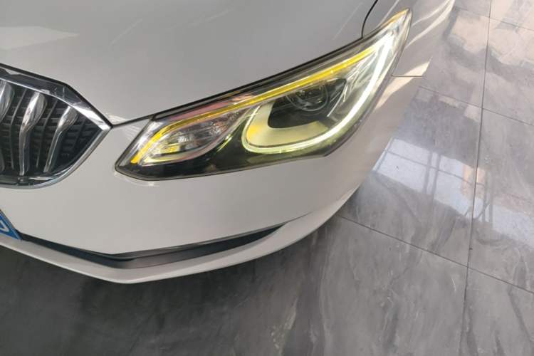 Used Buick GT 2015 15N Automatic Elite Version Left Front Headlight