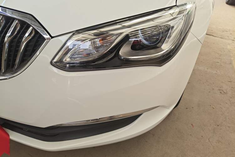 Used Buick GT 2015 15N Manual Entry-Level Trim Left Front Headlight