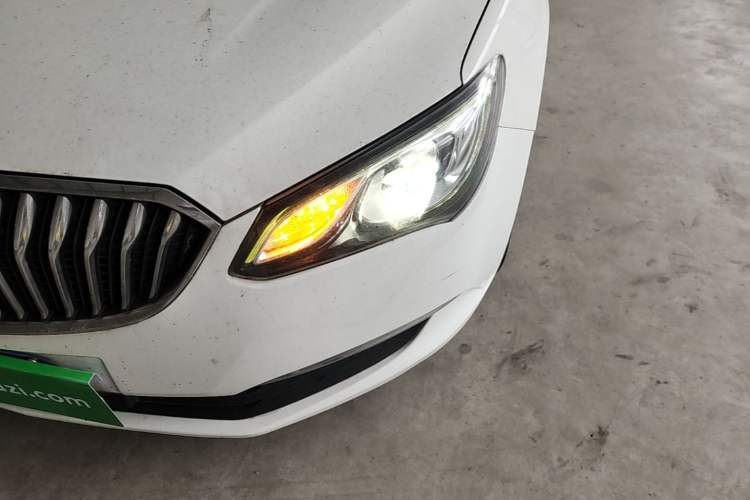 Used Buick GT 2015 15N Automatic Deluxe Edition Left Front Headlight