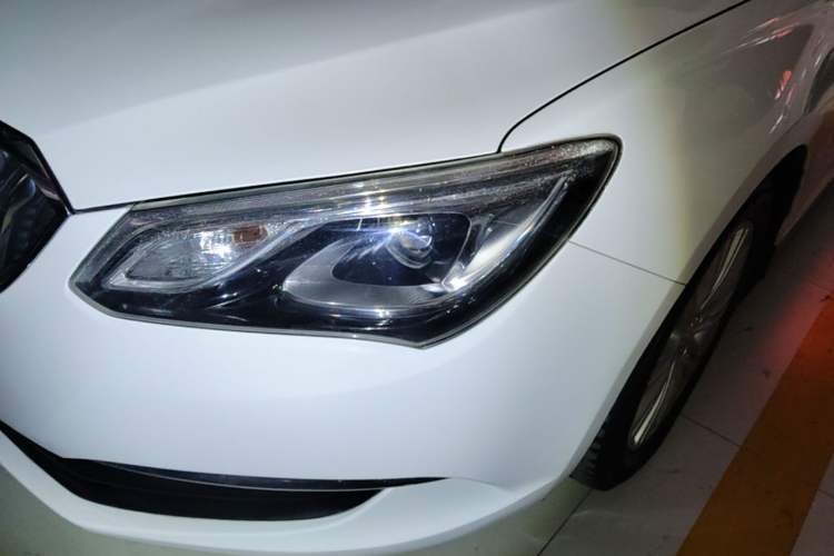 Used Buick GT 2015 15N Automatic Elite Version Left Front Headlight