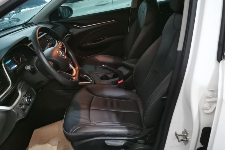 Used Buick GT 2015 15N Automatic Deluxe Edition Left Front Seat