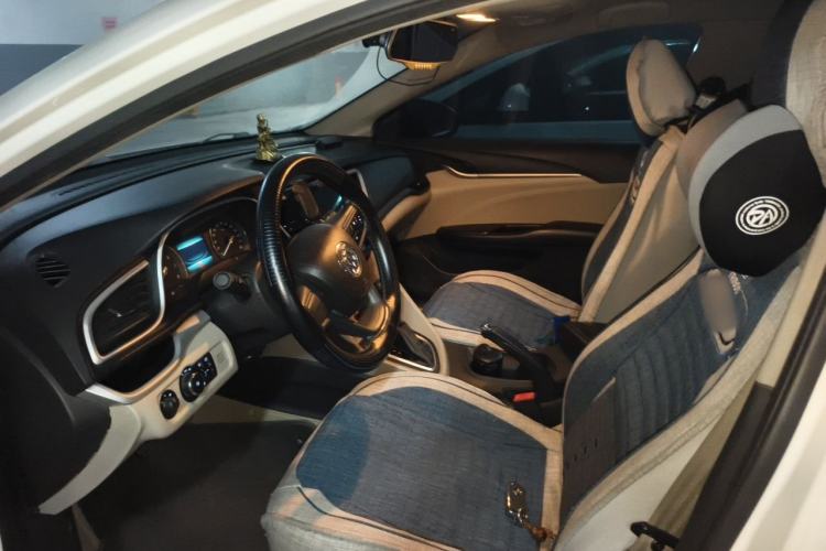 Used Buick GT 2015 15N Automatic Elite Version Left Front Seat