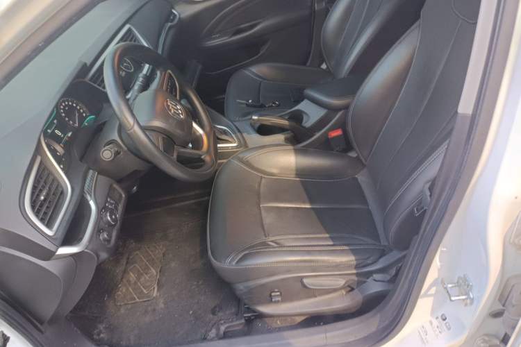 Used Buick GT 2015 15N Automatic Deluxe Edition Left Front Seat