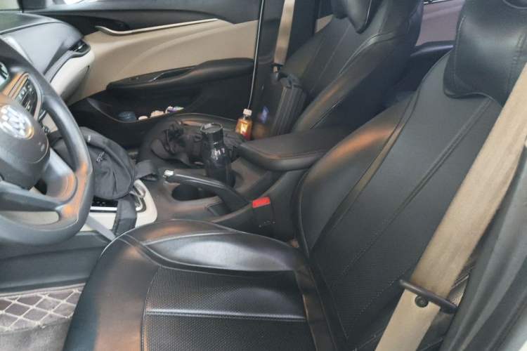 Used Buick GT 2015 15N Automatic Elite Version Left Front Seat