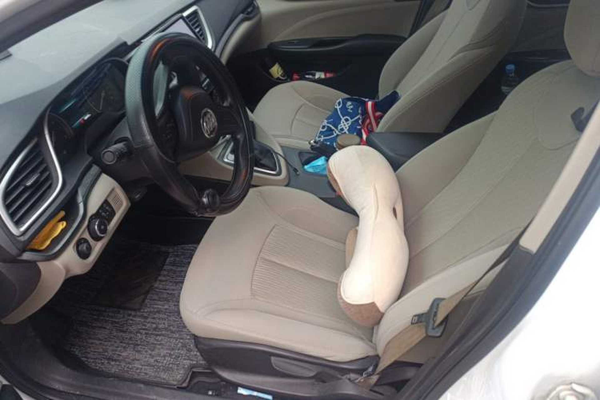 Used Buick GT 2015 15N Automatic Elite Version Left Front Seat