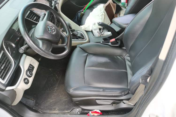 Used Buick GT 2015 15N Automatic Elite Version Left Front Seat