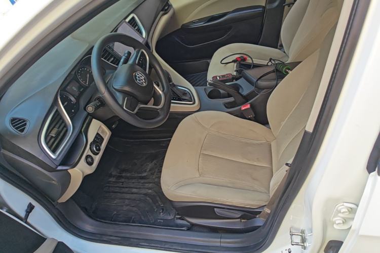 Used Buick GT 2015 15N Automatic Elite Version Left Front Seat