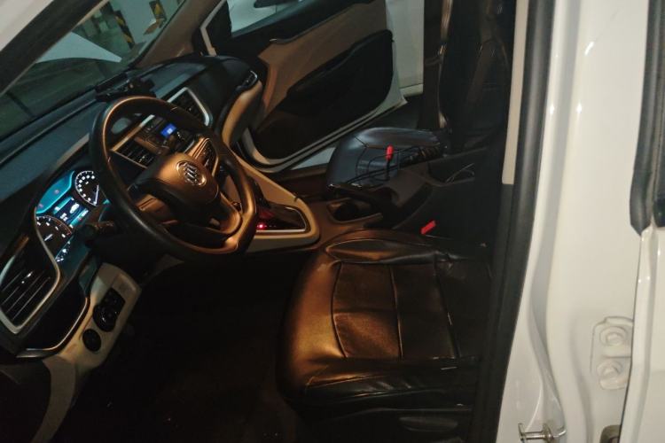 Used Buick GT 2015 15N Automatic Elite Version Left Front Seat