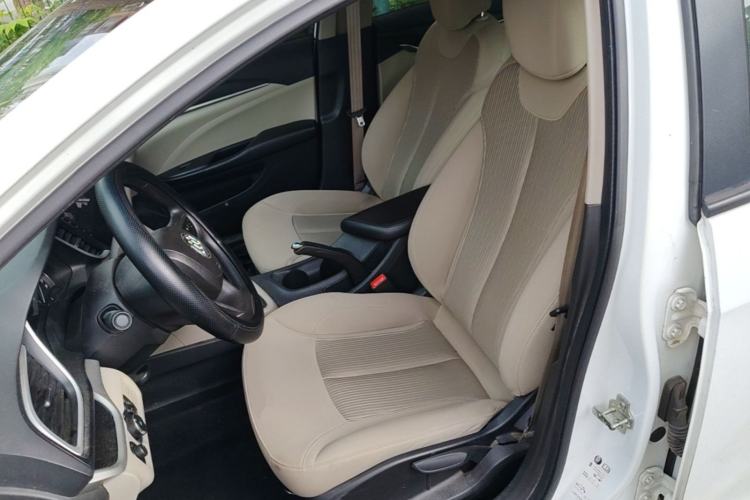 Used Buick GT 2015 15N Automatic Elite Version Left Front Seat